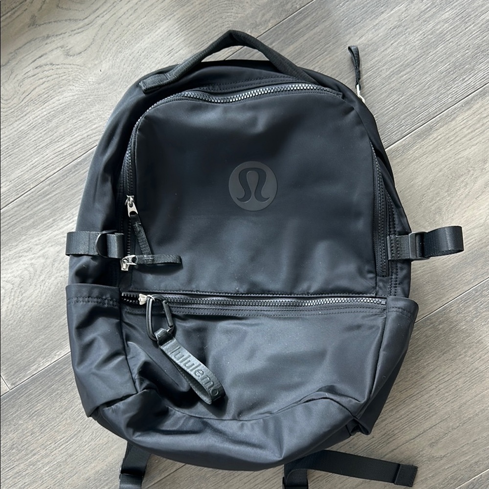 lululemon athletica BlackBackpack
